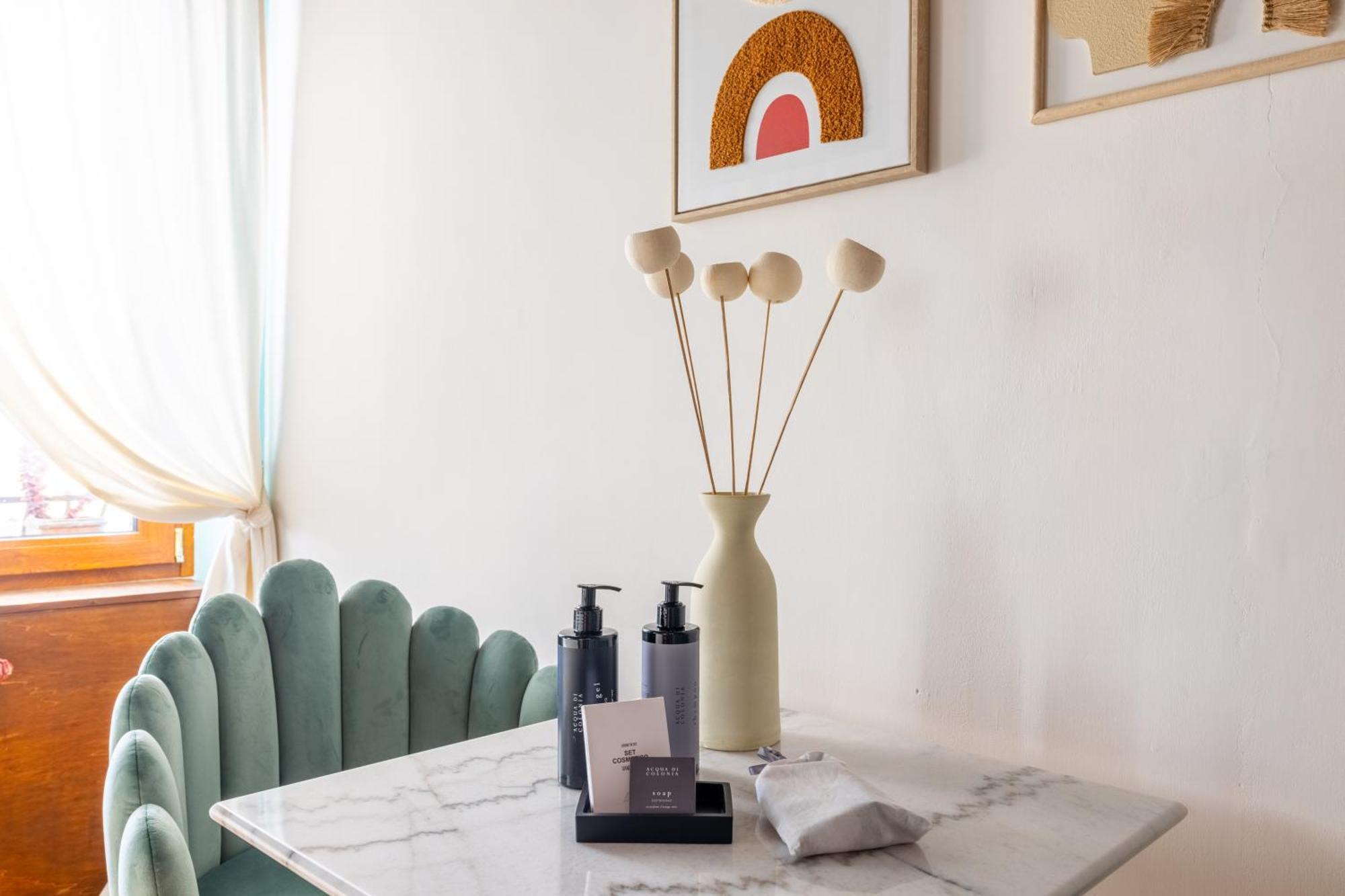 Suite Trevi - Charming Loft Near Trevi Fountain Rom Exteriör bild