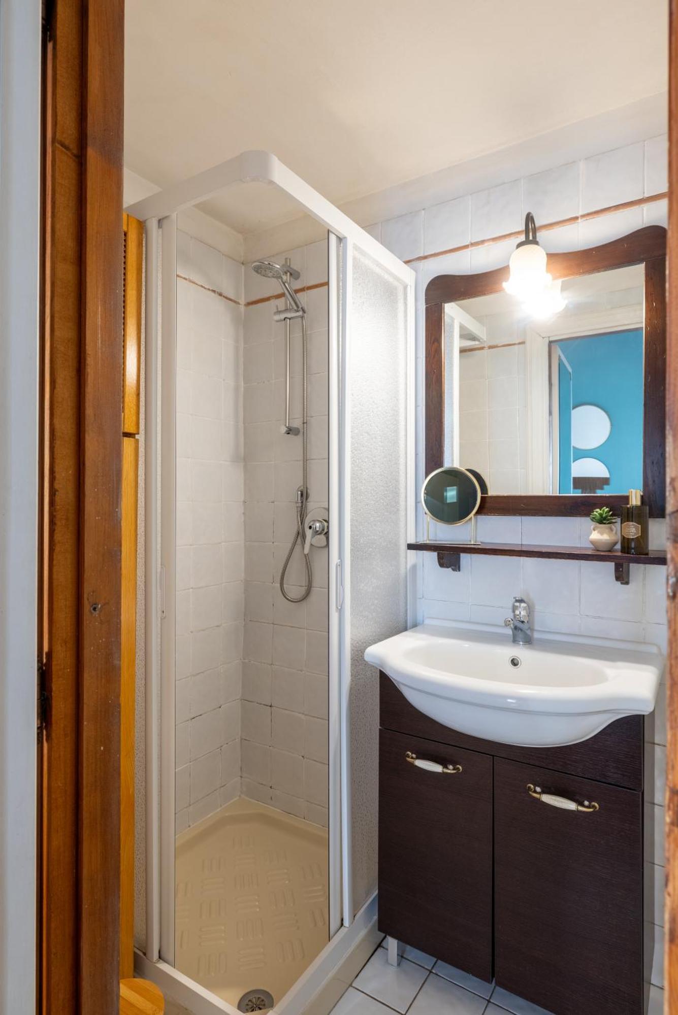 Suite Trevi - Charming Loft Near Trevi Fountain Rom Exteriör bild