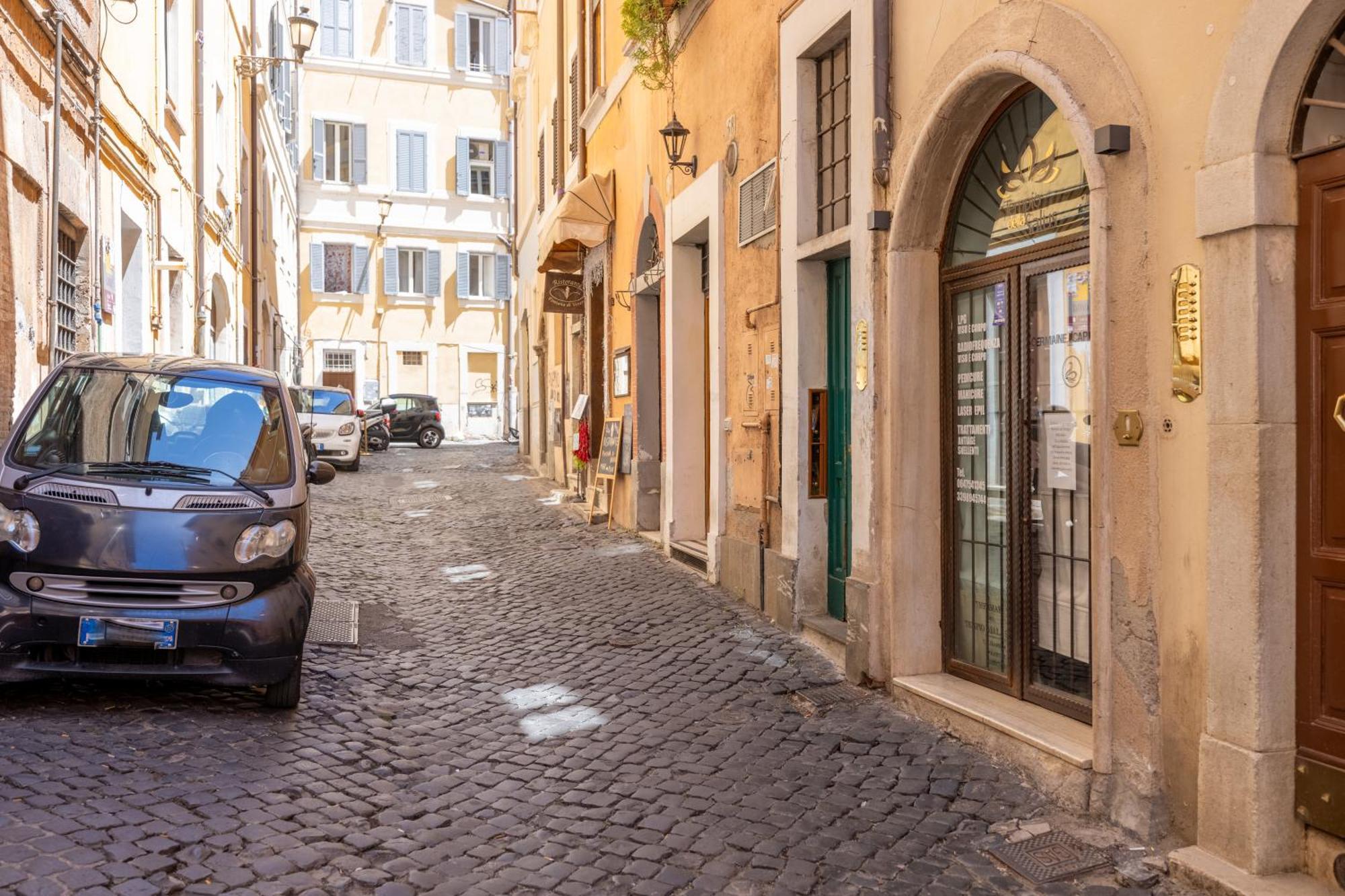 Suite Trevi - Charming Loft Near Trevi Fountain Rom Exteriör bild